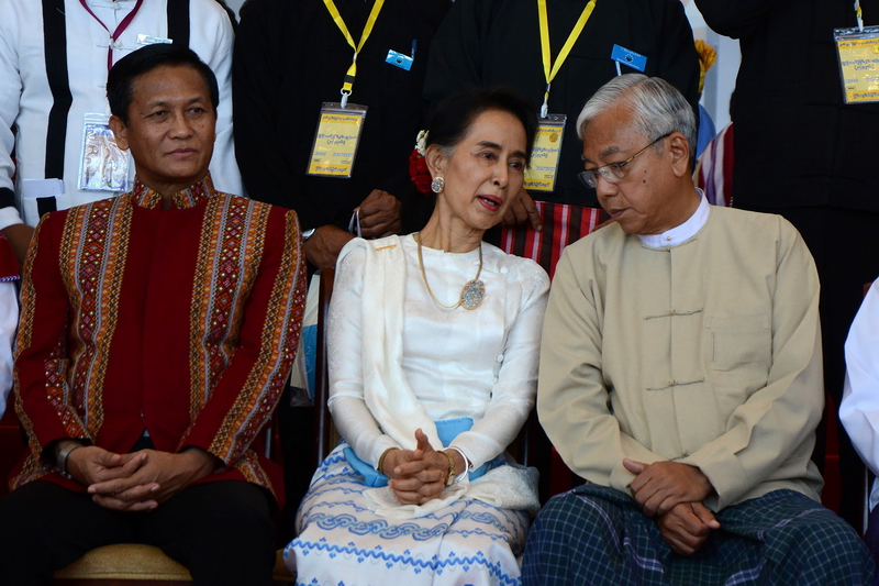 MYANMAR-POLITICS-UNREST-CONFLICT-PANGLONG