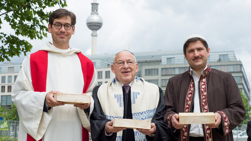 Germania_prete-rabbino-imam