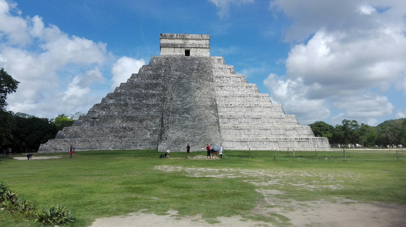 Piramide di Kukulkan a Chichén Itzá