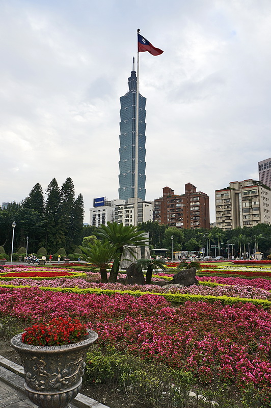 palazzo101 con bandiera di Taiwan_UgoP