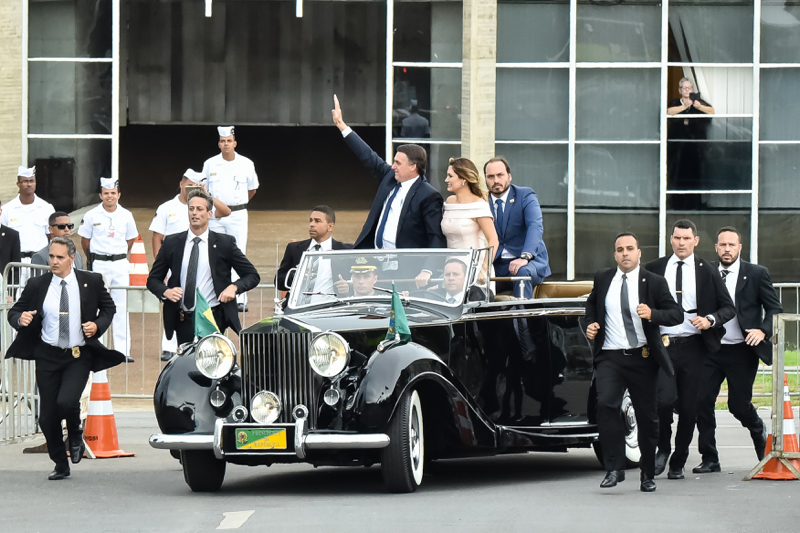 01/01/2019 – Desfile em carro aberto pela Esplanada dos Ministérios