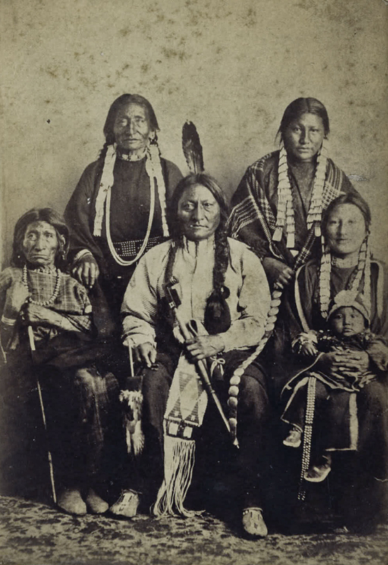 Sitting Bull and family_resize