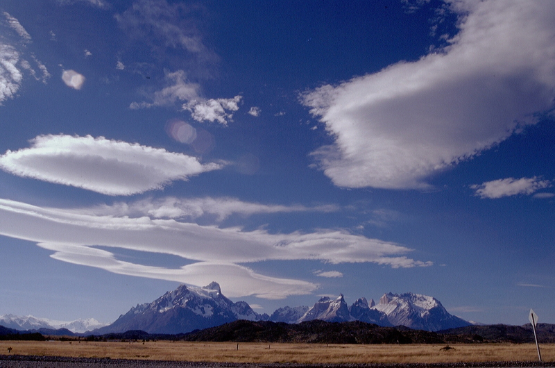 Torres del Paine, tra cielo e terra (foto Paolo Moiola).