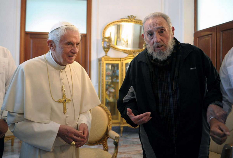 Benedetto-Fidel-marzo2012-L’Osservatore Romano Photo_resize