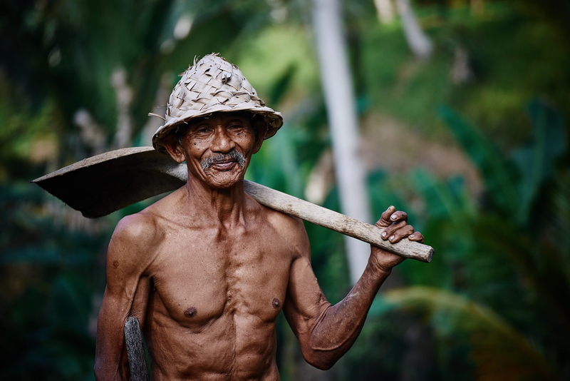 worker-oldman-FreePhotos-Pixabay_resize