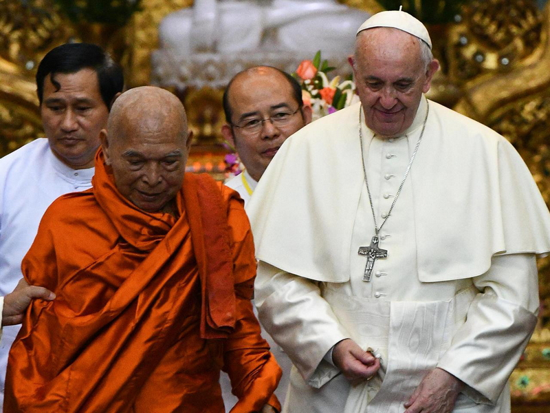 chiesa-Papa_Myanmar Buddhist leader Bhaddanta-novembre2017-foto-via-AdnKronos Kumarabhivamsa_resize
