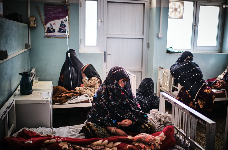 Reparto pediatrico dell’Ospedale centrale di Kandahar. Foto Angelo Calianno.