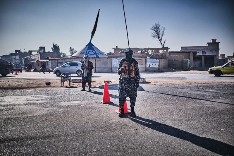 Talebani a un check point, a Kandahar. Foto Angelo Calianno.