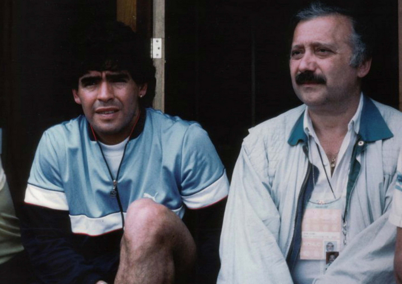Gianni Minà con Maradona, amico di una vita. Foto archivio Gianni Minà.