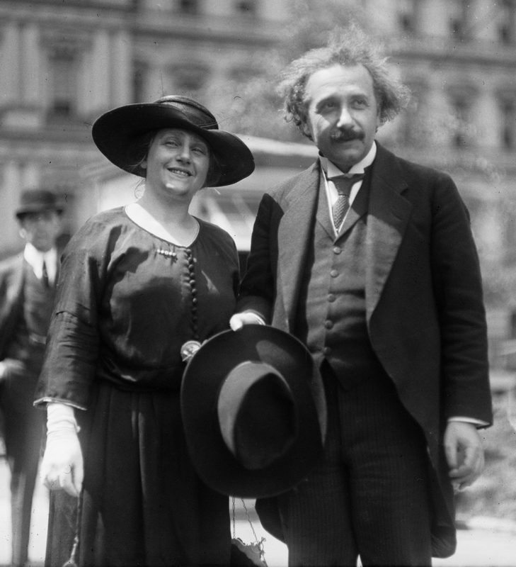 Albert_u_Elsa_Einstein_1921_NY_fotoThe George Grantham Bain Collection_resize