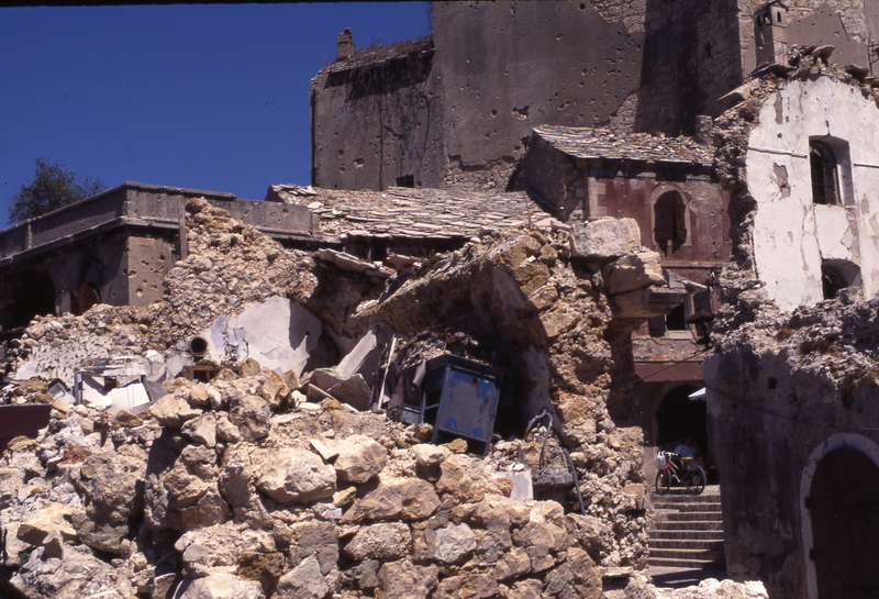 Immagini della città di Mostar distrutta dalla guerra – 1994