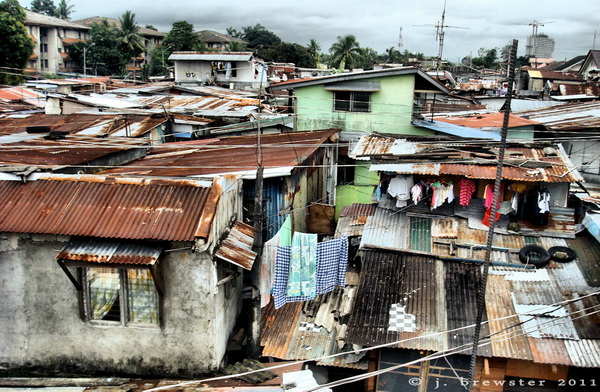viewfinderview_flickr_manila slum rooftops