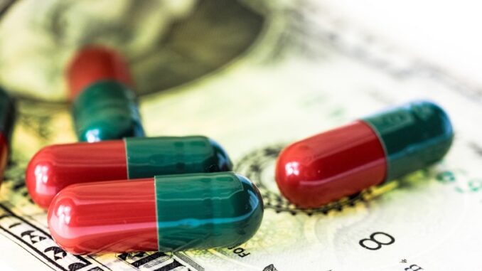 farmaci-BREVETTI-pills-fotoThomas Breher- Pixabay-943764 1_resize