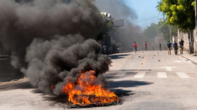 Empty streets in Port-au-Prince due to general strike