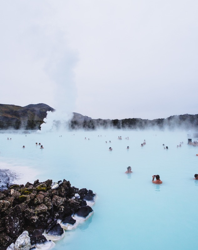 bagni_islanda_jeff-sheldon-jTeQavJjBDs-unsplash_resize